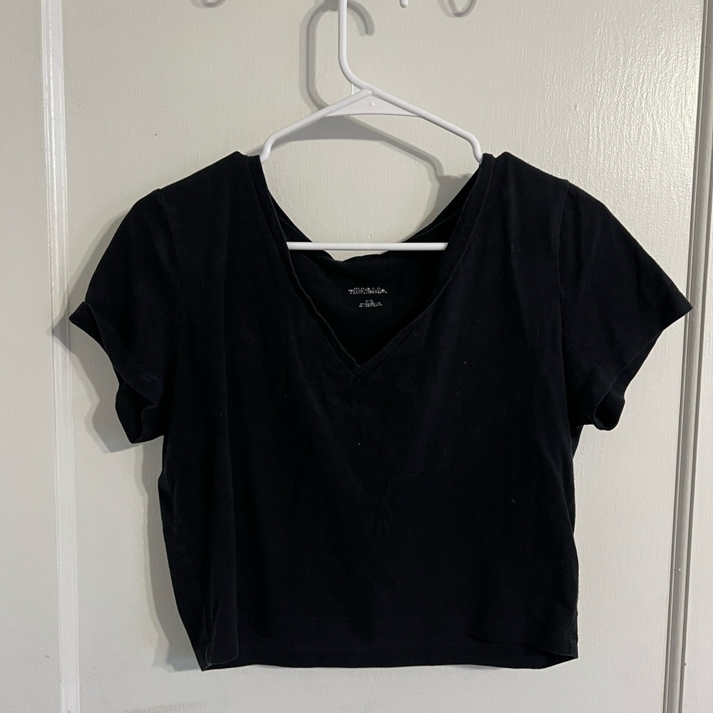 Women's Black V-Neck Crop Top